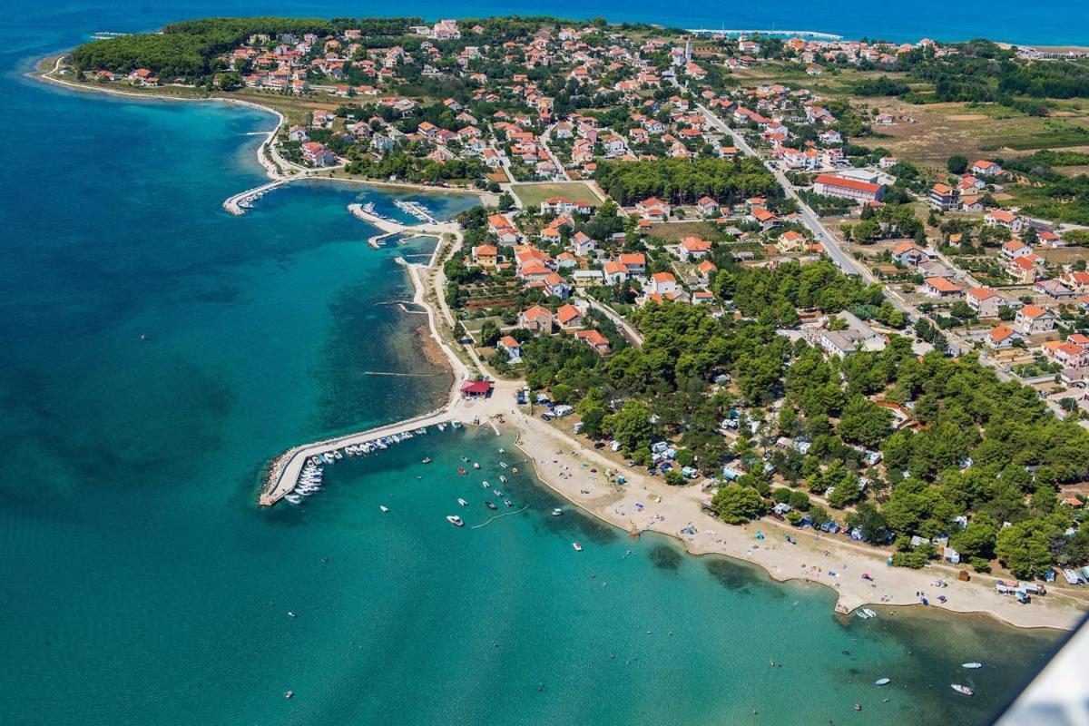 Villa Flora Maris Apartments Привлака Экстерьер фото