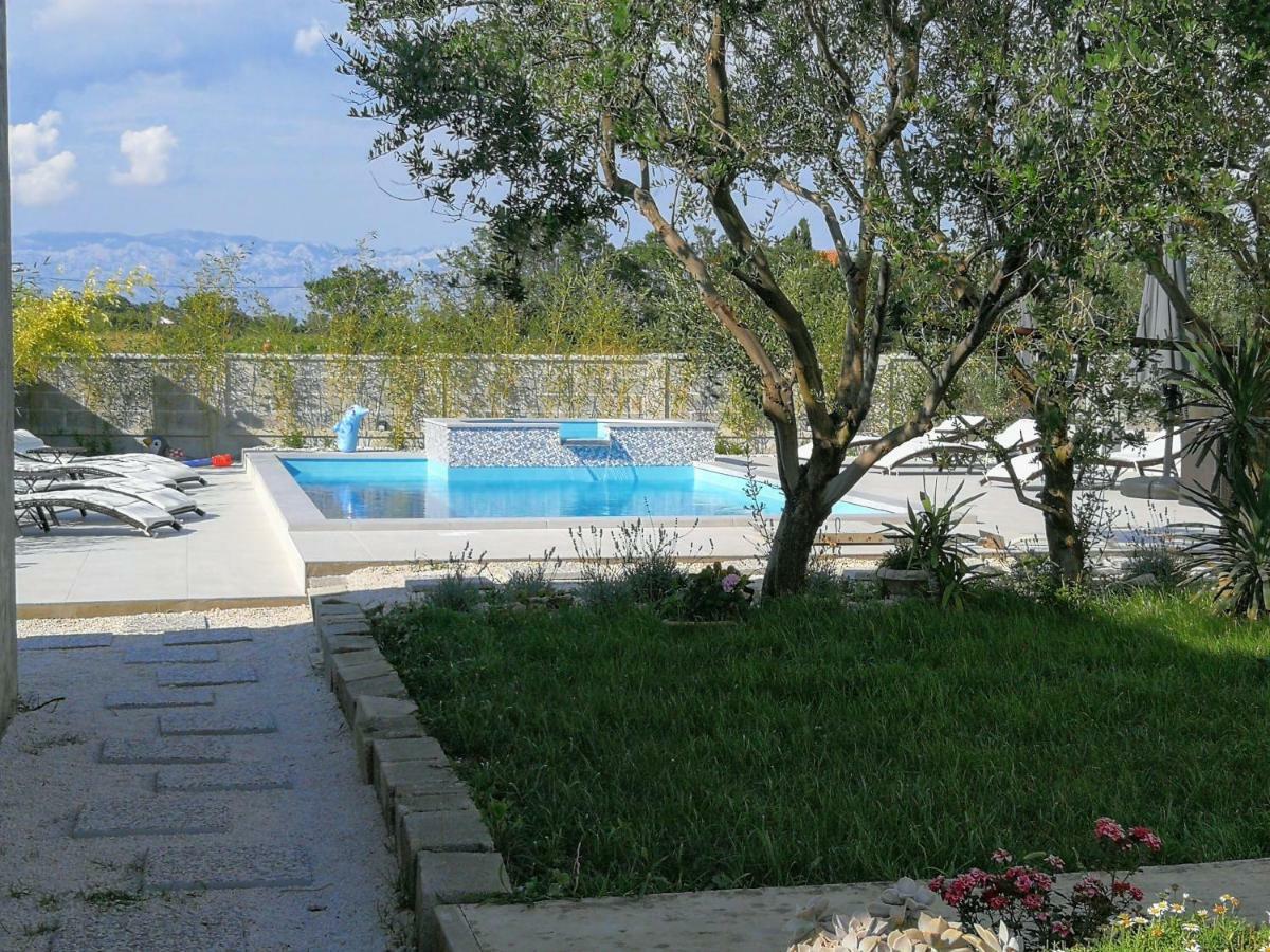 Villa Flora Maris Apartments Привлака Экстерьер фото